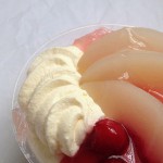 【生菓子】ごちそう果実白桃のレアチーズは桃の香りが良いね。